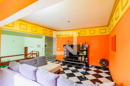 Sala de casa à venda com 4 quartos, 350m² em Jardim Maria Rosa, Taboão da Serra