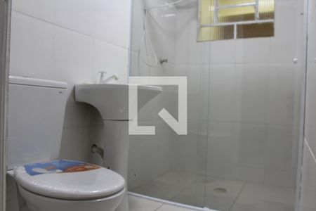 Banheiro de casa para alugar com 1 quarto, 40m² em Jardim Palmira, Guarulhos