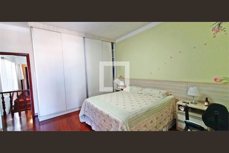 Casa à venda com 4 quartos, 268m² em Vila Pauliceia, São Paulo