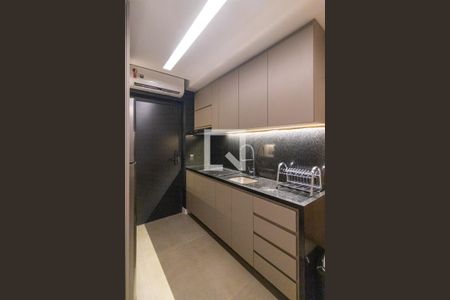 Sala e Cozinha de kitnet/studio para alugar com 1 quarto, 27m² em Itaim Bibi, São Paulo