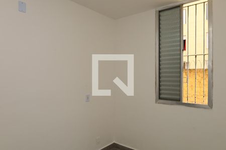 Quarto 1 de apartamento para alugar com 2 quartos, 52m² em Conjunto Residencial José Bonifácio, São Paulo