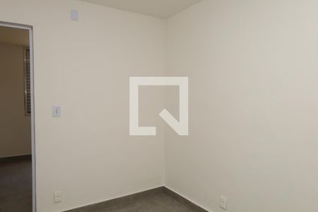 Sala de apartamento para alugar com 2 quartos, 52m² em Conjunto Residencial José Bonifácio, São Paulo