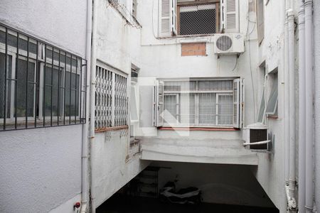 Sala Visa de apartamento para alugar com 3 quartos, 74m² em Independência, Porto Alegre