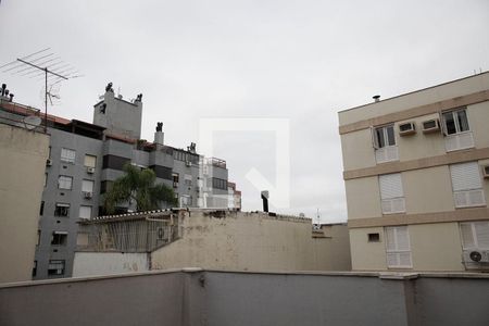 Quarto 1  Vista de apartamento para alugar com 3 quartos, 74m² em Independência, Porto Alegre