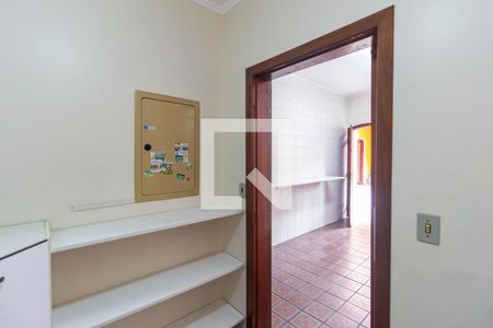 Closet do quarto de casa para alugar com 4 quartos, 275m² em Adalgisa, Osasco