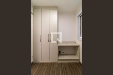 Quarto 1 de apartamento para alugar com 2 quartos, 60m² em Vila Anastácio, São Paulo