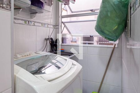 Apartamento à venda com 44m², 2 quartos e 1 vaga Apartamento à venda com 44m², 2 quartos e 1 vagaÁrea de serviço