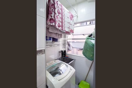 Apartamento à venda com 44m², 2 quartos e 1 vaga Apartamento à venda com 44m², 2 quartos e 1 vagaÁrea de serviço