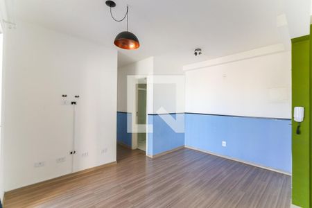 Sala de apartamento para alugar com 2 quartos, 57m² em Parque Assunção, Taboão da Serra