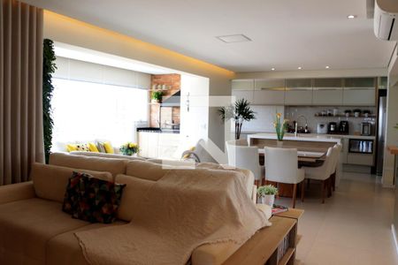 Sala de apartamento à venda com 2 quartos, 105m² em Tatuapé, São Paulo