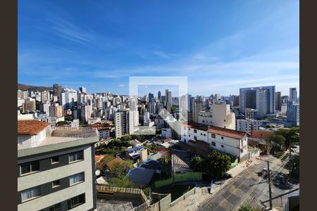 Vista de apartamento à venda com 4 quartos, 106m² em Serra, Belo Horizonte