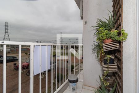 Sala/Cozinha-Varanda de apartamento à venda com 2 quartos, 55m² em Bairro Fátima, Canoas