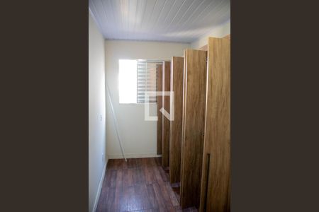 Quarto 2 de casa para alugar com 2 quartos, 45m² em Vila Carolina, São Paulo