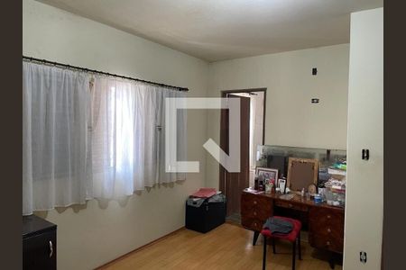 Casa à venda com 4 quartos, 204m² em Vila Marina, Santo André