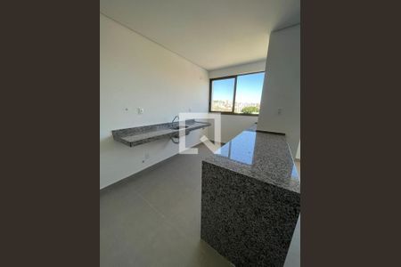 Apartamento à venda com 2 quartos, 120m² em Sagrada Família, Belo Horizonte