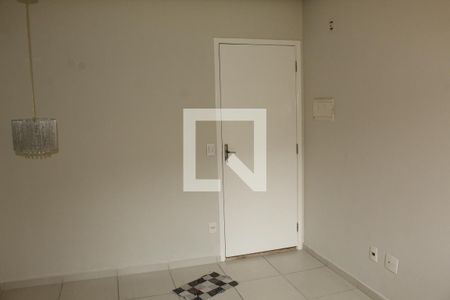 Sala  de apartamento para alugar com 2 quartos, 45m² em Jardim Petrópolis, Cotia