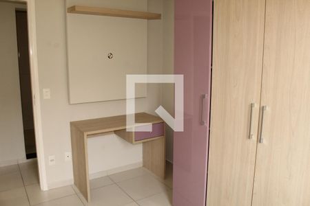 Quarto 1 de apartamento para alugar com 2 quartos, 45m² em Jardim Petrópolis, Cotia