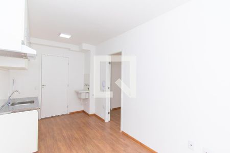 Sala de apartamento para alugar com 1 quarto, 28m² em Vila Tolstoi, São Paulo