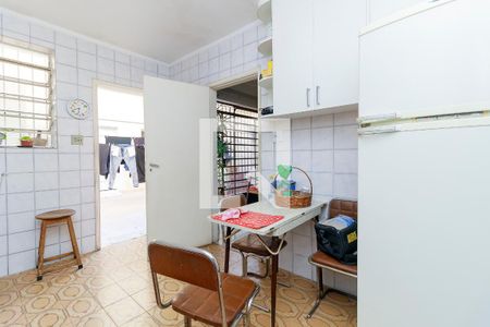 Casa para alugar com 120m², 3 quartos e 4 vagas Casa para alugar com 120m², 3 quartos e 4 vagasCozinha