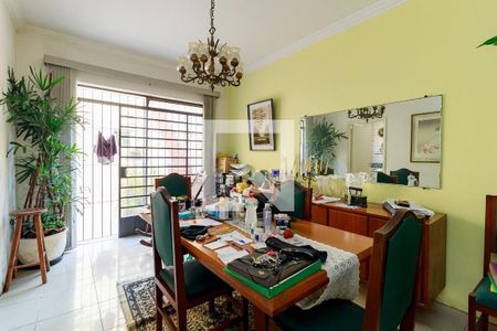 Sala de casa à venda com 3 quartos, 120m² em Jardim das Acácias, São Paulo