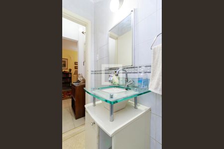 Lavabo de casa à venda com 3 quartos, 120m² em Jardim das Acácias, São Paulo