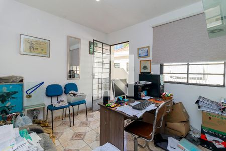 Casa para alugar com 120m², 3 quartos e 4 vagas Casa para alugar com 120m², 3 quartos e 4 vagasEdícula 1