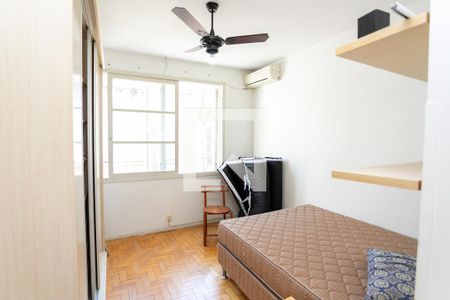 Quarto de apartamento à venda com 1 quarto, 48m² em Petrópolis, Porto Alegre