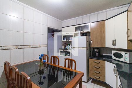 Cozinha de casa à venda com 3 quartos, 145m² em Padroeira, Osasco