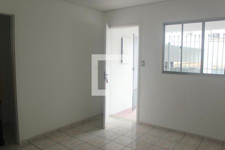 Sala de casa à venda com 2 quartos, 120m² em Pedreira, São Paulo