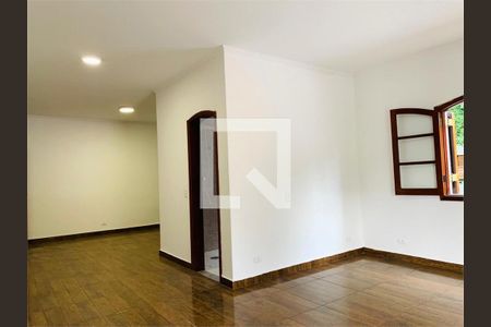 Casa à venda com 4 quartos, 800m² em Interlagos, São Paulo