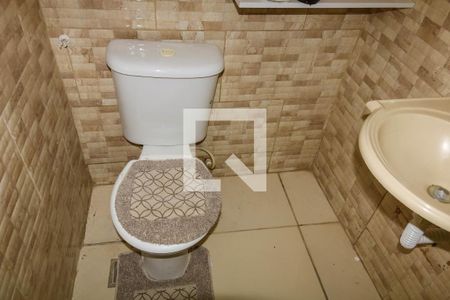 Banheiro da suite de casa à venda com 2 quartos, 70m² em Piedade, Rio de Janeiro