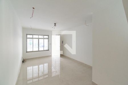 Sala de casa à venda com 3 quartos, 120m² em Jardim Floresta, São Paulo