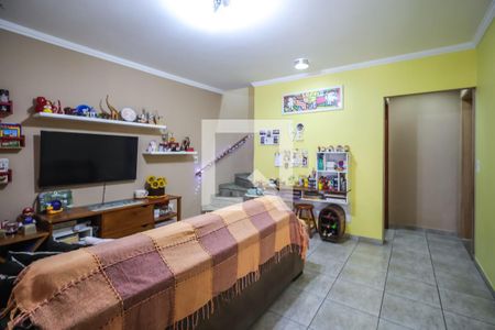 Sala de casa à venda com 3 quartos, 150m² em Vila Brasilina, São Paulo