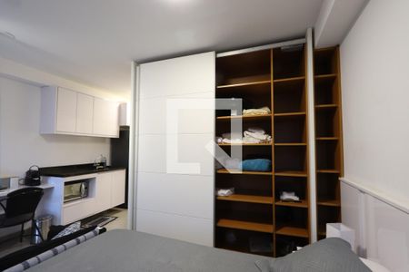 Studio - ambiente quarto de kitnet/studio à venda com 1 quarto, 27m² em Santa Ifigênia, São Paulo