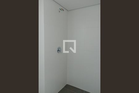 Banheiro da Suíte de kitnet/studio à venda com 1 quarto, 5675m² em Cidade Baixa, Porto Alegre
