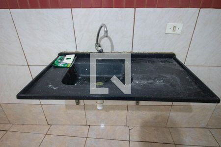 Cozinha de casa para alugar com 1 quarto, 25m² em Vila Jacuí, São Paulo