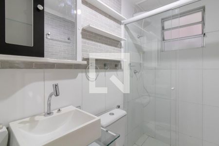 Banheiro de apartamento à venda com 1 quarto, 36m² em Centro, Guarulhos