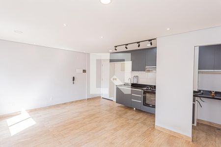 Sala, cozinha e área de serviço de apartamento para alugar com 1 quarto, 40m² em Vila Siqueira (zona Norte), São Paulo