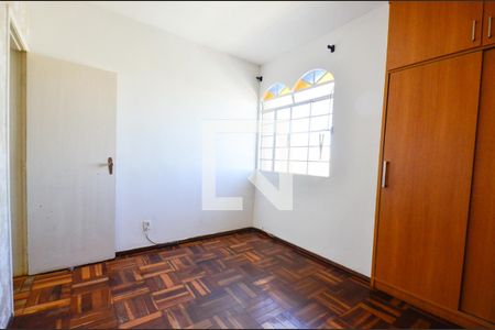 Quarto1 de apartamento à venda com 2 quartos, 180m² em Sagrada Família, Belo Horizonte