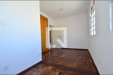 Quarto 2 de apartamento à venda com 2 quartos, 180m² em Sagrada Família, Belo Horizonte