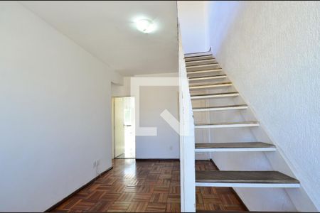 Sala de apartamento à venda com 2 quartos, 180m² em Sagrada Família, Belo Horizonte