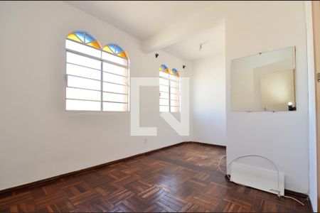 Quarto 2 de apartamento à venda com 2 quartos, 180m² em Sagrada Família, Belo Horizonte