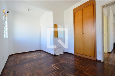 Quarto 2 de apartamento à venda com 2 quartos, 180m² em Sagrada Família, Belo Horizonte