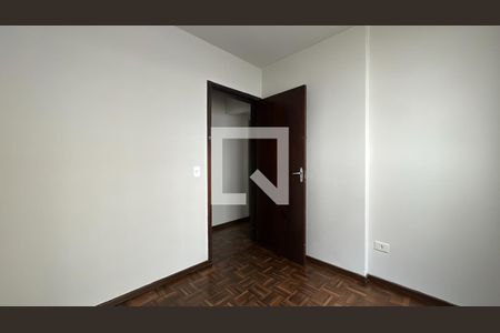 Quarto 1 de apartamento para alugar com 2 quartos, 50m² em Centro, Curitiba