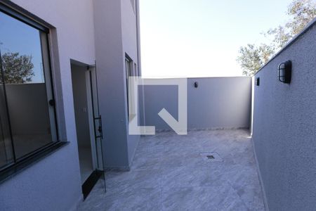 area externa privativa de casa à venda com 3 quartos, 179m² em Xangri-la, Contagem