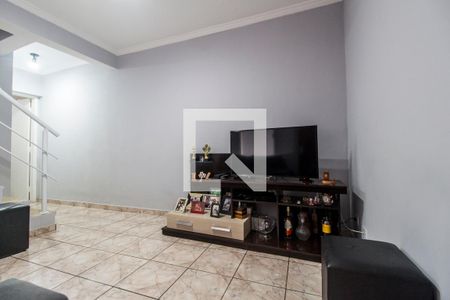 Sala de TV de casa à venda com 3 quartos, 125m² em Vila São Jorge, Barueri