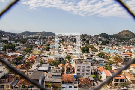 Área de Serviço - Janela de apartamento à venda com 2 quartos, 58m² em Cascadura, Rio de Janeiro