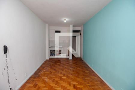 Quarto de kitnet/studio à venda com 1 quarto, 27m² em Centro, Rio de Janeiro