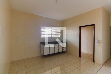 Cozinha de apartamento para alugar com 2 quartos, 85m² em Vila Califórnia, São Paulo