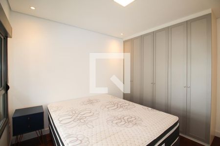 Suíte  de apartamento à venda com 2 quartos, 70m² em Vila Nova Conceição, São Paulo